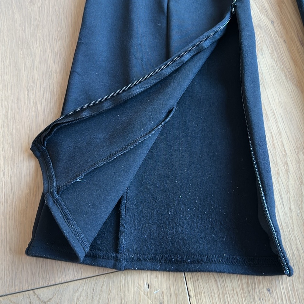 ALO Yoga Black Flared Pants - Picture 10 of 14
